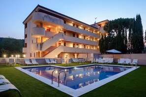 Pool - Tossa Dreams, Apartamentos Turísticos en el Centro de Tossa de mar (Tossa)