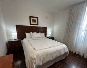 2 bedrooms, in-room safe, desk, blackout curtains - San Isidro Olivar 2 Bedroom Apartment (Lima)