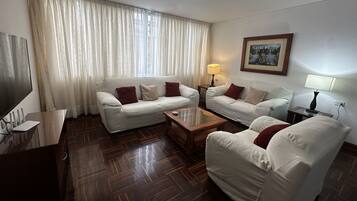 Business Apartment | Living area