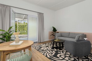 Executive Studio | Living area