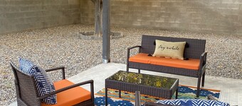 The Hillside Hacienda located in the heart of Yuma. Hospital Nearby.