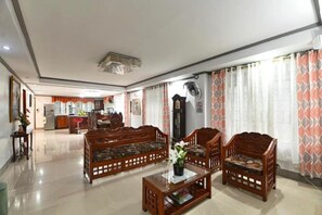Lobby - Ave Homes-2 Storey House w/ 3 BDRMS, 2 living room (Tayug)