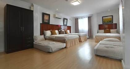 Ave Homes-2 Storey House w/ 3 BDRMS, 2 living room