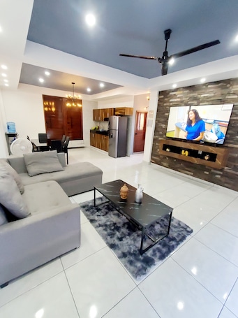 Smart TV. Hermos Departamento Minimalista