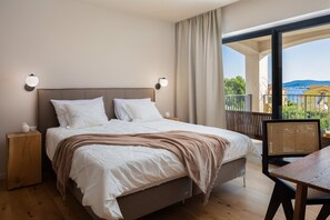 5 dormitorios, tabla de planchar con plancha, wifi gratis y ropa de cama