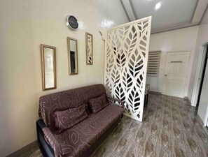 Interior - Airconditioned 2 BDRMS, free parking, in the midst of Tayug Town Proper. (Rehiyong Ilocos)