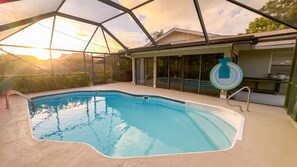 Pool - Heated Pool Oasis - Sleeps 12 (Port St. Lucie)