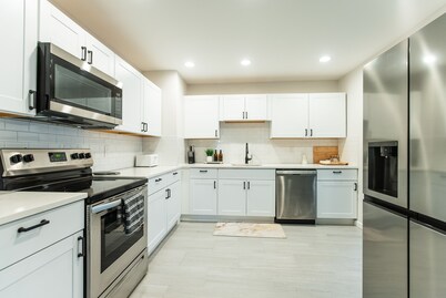 Cozy Single-Family Retreat