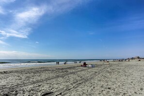 Una playa cerca