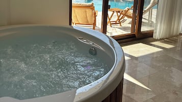 Superior Room, 1 Bedroom, Pool View | Balcony view