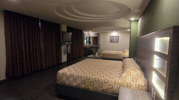 Habitación doble superior | Wifi gratis y ropa de cama