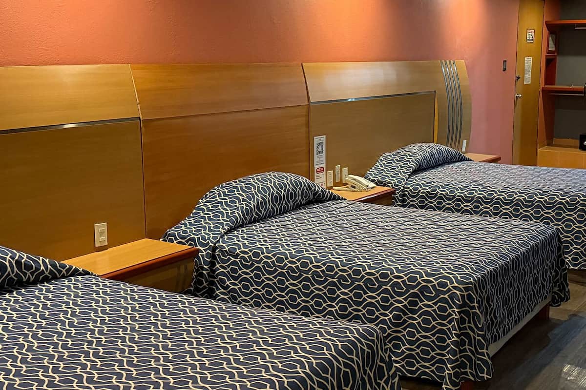 1 habitación, wifi gratis y ropa de cama