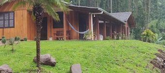 Encanto no Paraíso - 4 Hóspedes