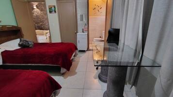 2 chambres, bureau, fer et planche à repasser, Wi-Fi gratuit