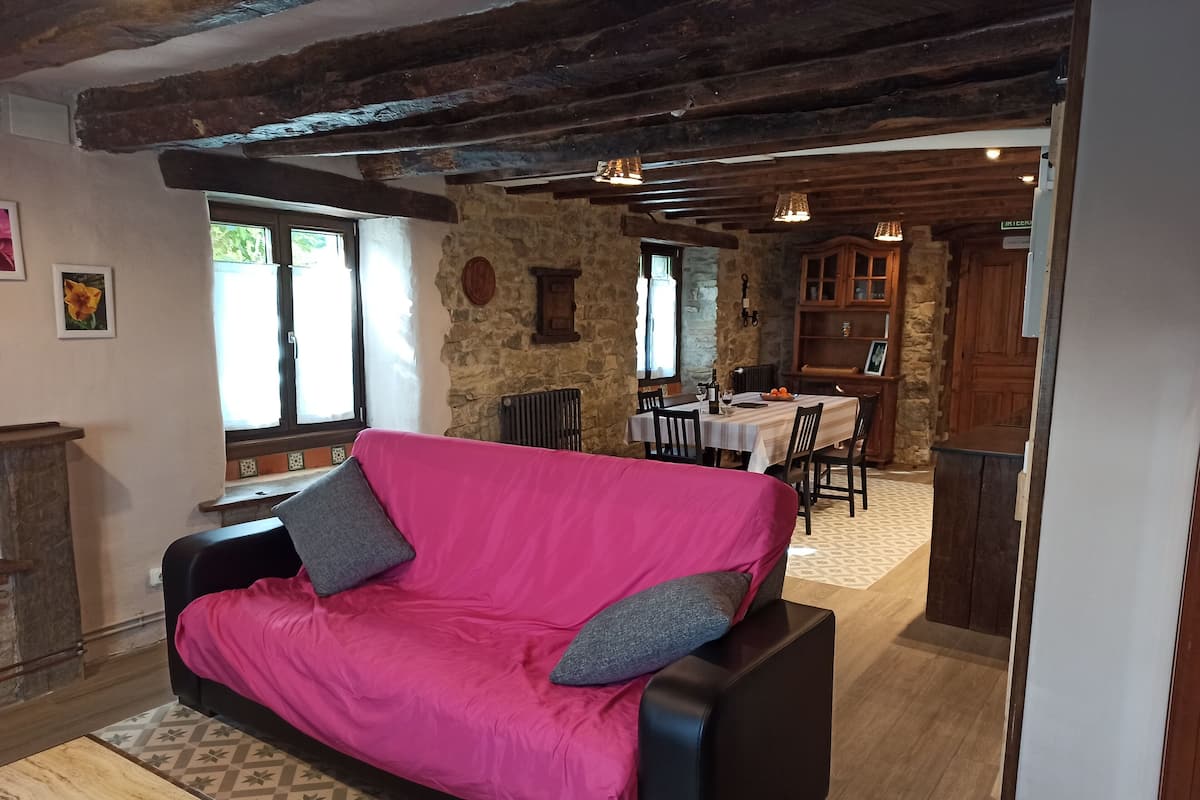 Maison, 2 chambres | Coin séjour