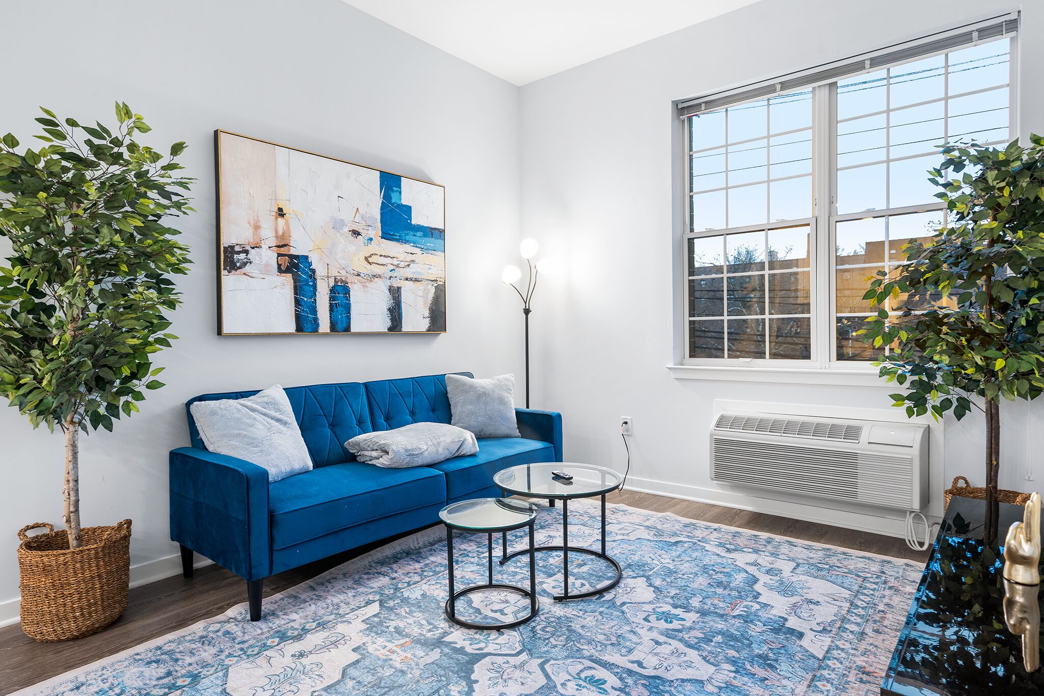 Urban Luxury Condo: Only 20 Minutes away from Manhattan Fit up to 6 People