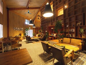 Interior - Comoriver (Tokigawa)