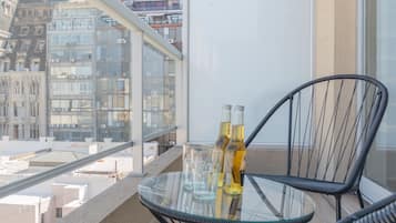 Studio (809) | Terrace/patio
