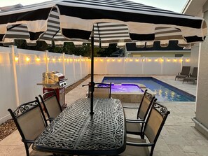 Outdoor dining - Abacoa/Alton area Heated Pool/Spa Luxury 4Bed Home (Jupiter)