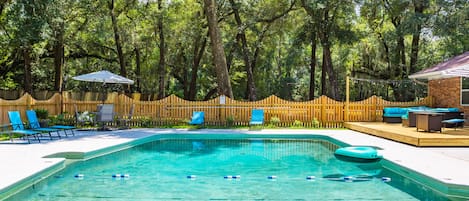 Piscine extérieure
