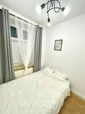 1 habitación, escritorio, insonorización y wifi 