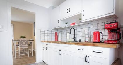 The Green Willow- 2BR 1 Bath near the falls