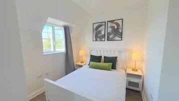 5 sovrum, strykjärn/strykbräda, resesäng och internet