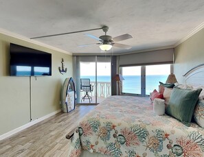 Condo (2 Bedrooms) | Property amenity
