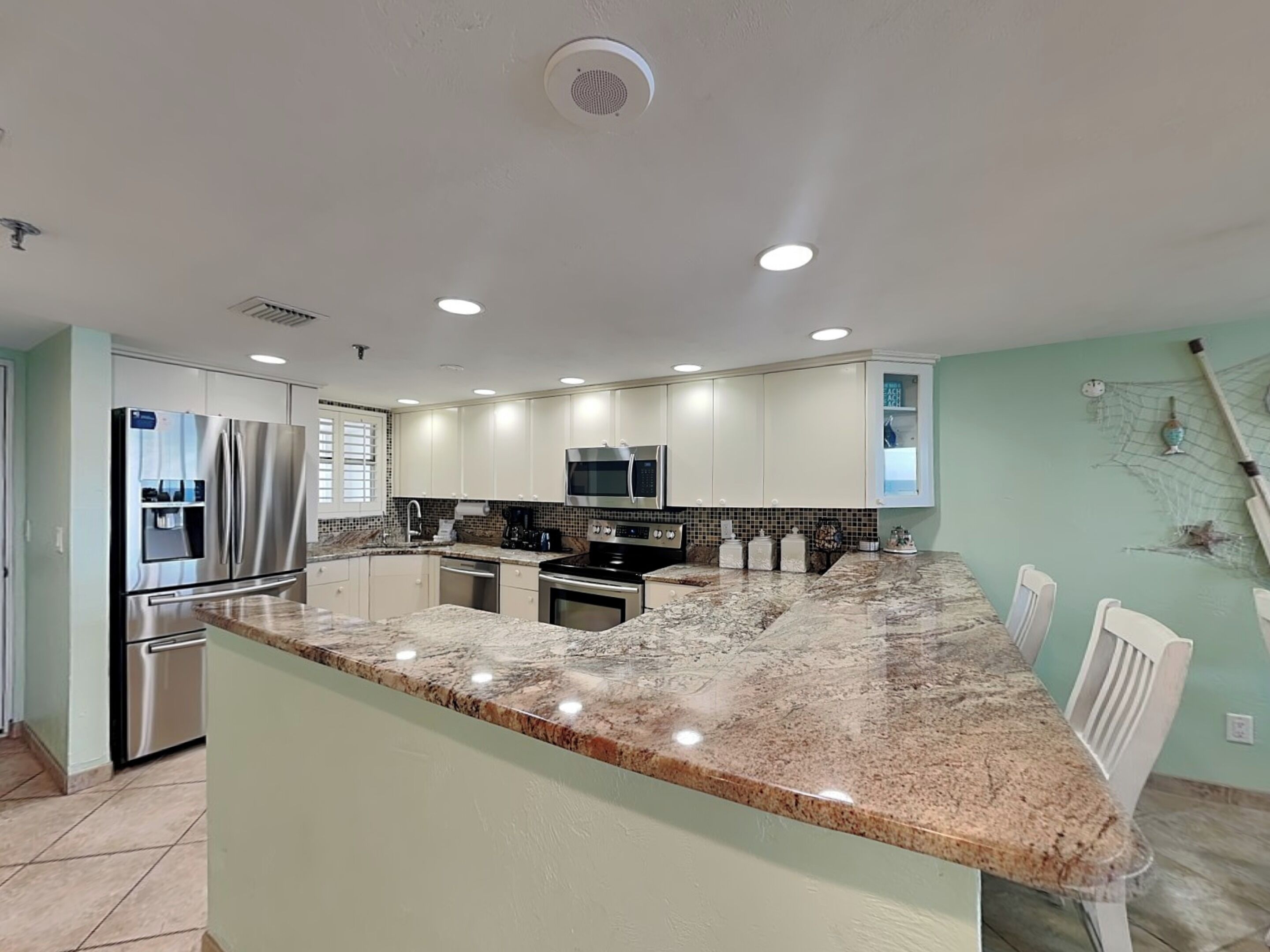 Condo (2 Bedrooms) | Servicio de la propiedad