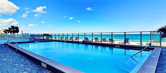 Oceanside Retreat 804