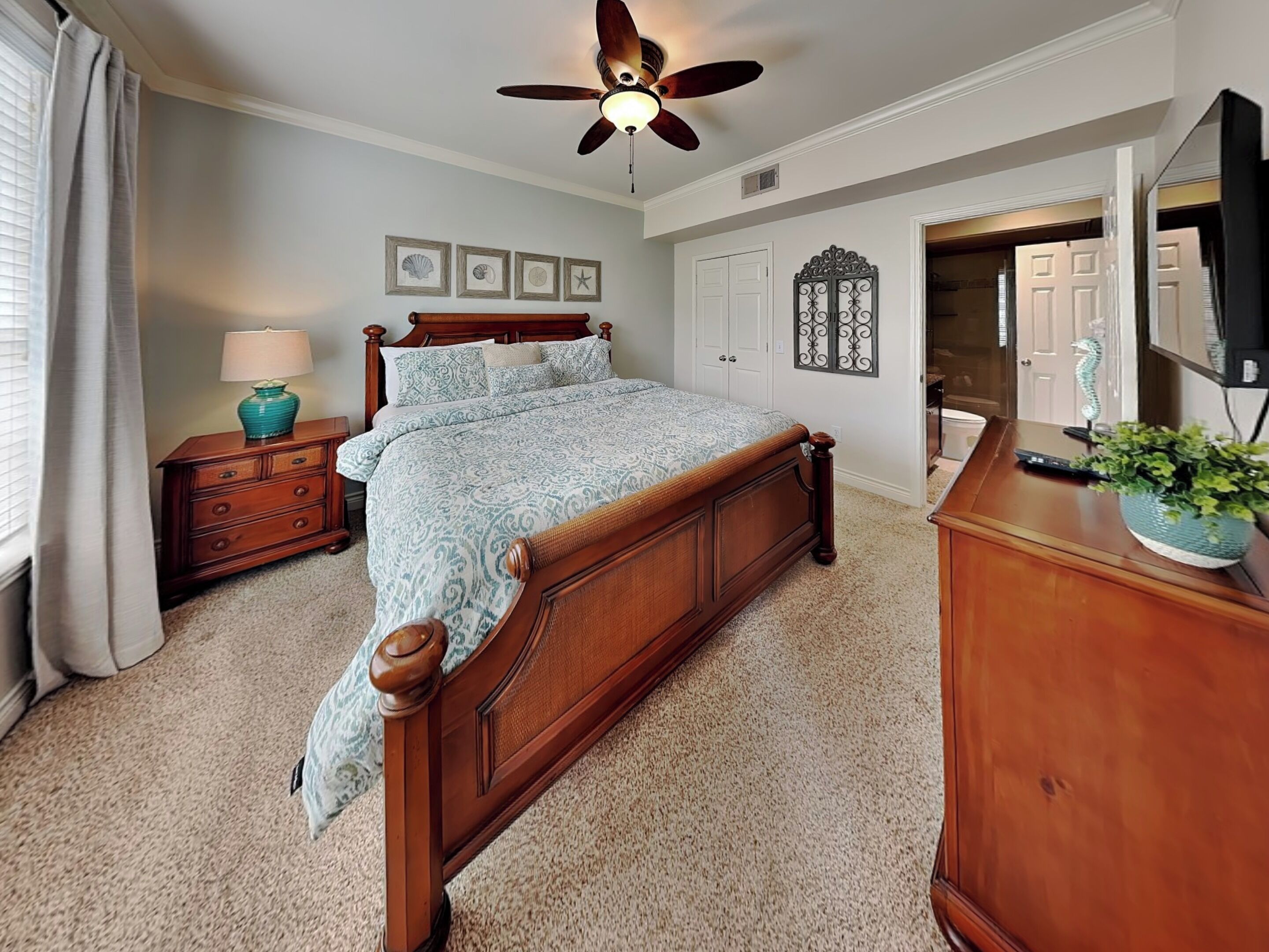 Condo (1 Bedroom) | Property amenity