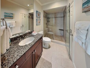 Condo (1 Bedroom) | Servicio de la propiedad