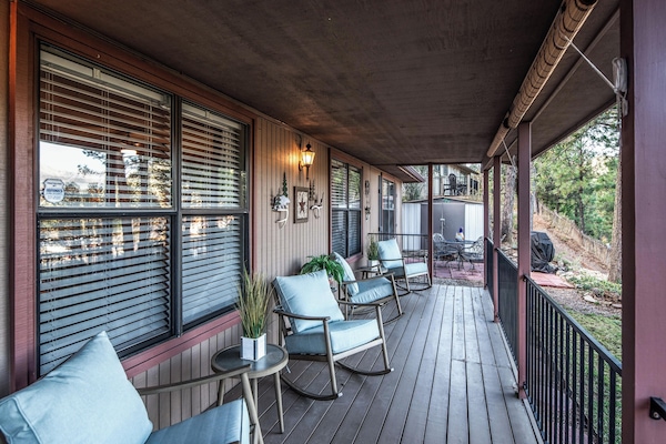 Studio (2 Bedrooms) | Property amenity