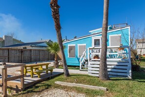 House (3 Bedrooms) | Property amenity