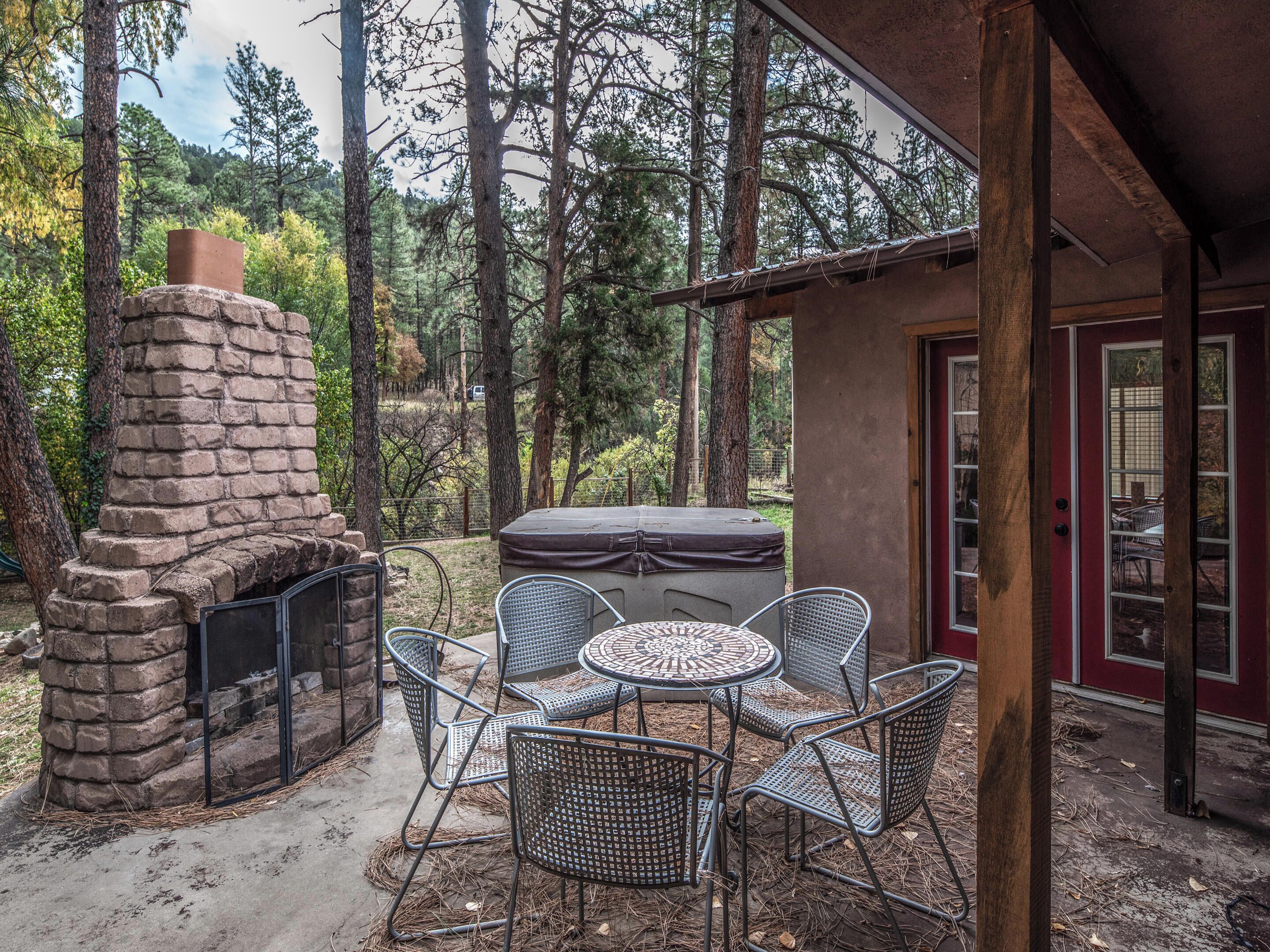 منزل (4 Bedrooms) | وسائل الراحة في المنشأة