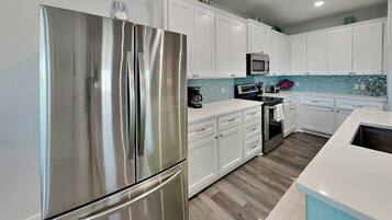 House (3 Bedrooms) | Property amenity