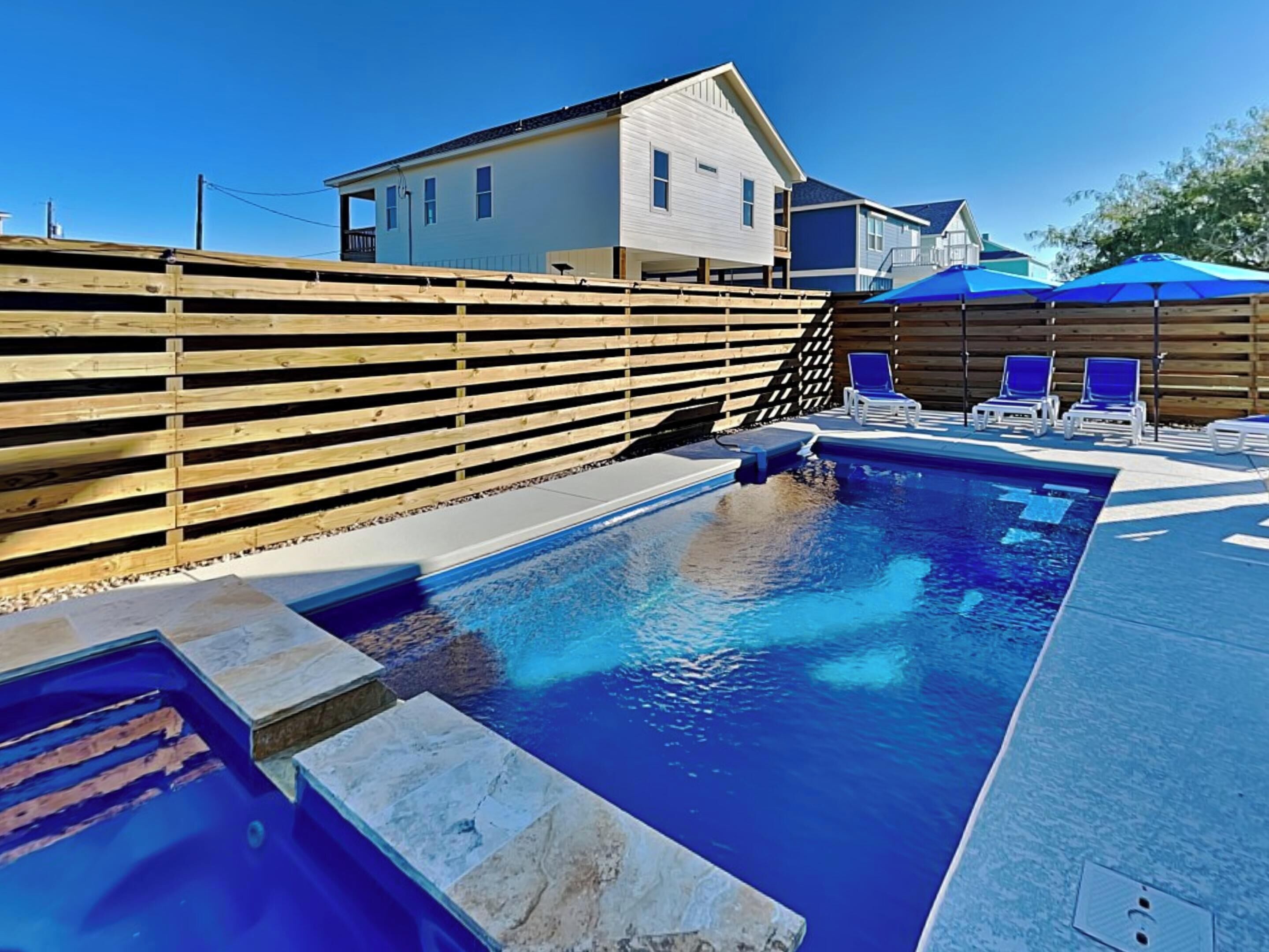 House (3 Bedrooms) | Pool