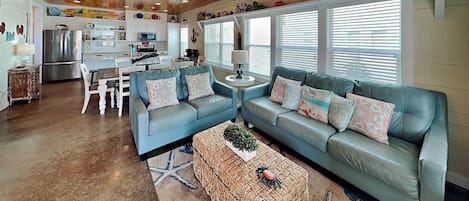 House (3 Bedrooms) | Property amenity