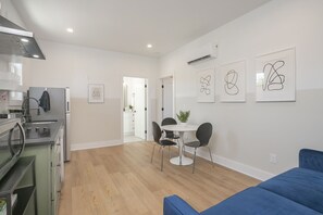 Fridge, microwave, stovetop, dishwasher - Minimalist Chic Guest House 10 mins from Broadway! (Nashville)