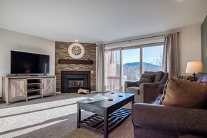 TV connectée, cheminée