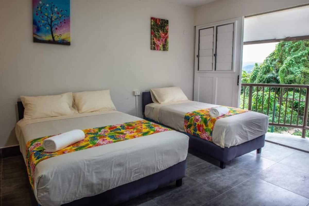 Chambre Deluxe, vue mer | Coin séjour