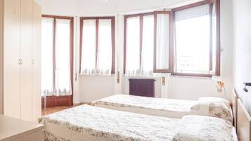 2 Schlafzimmer, Bettwäsche