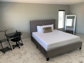 3 soverom, strykejern/-brett, wi-fi og sengetøy