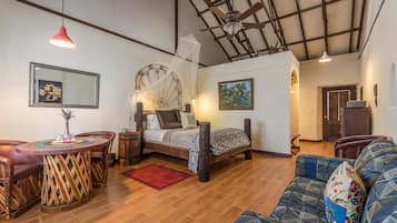 Phòng đôi Tiêu chuẩn | Trang trí khác biệt, trang bị nội thất với thiết kế riêng biệt