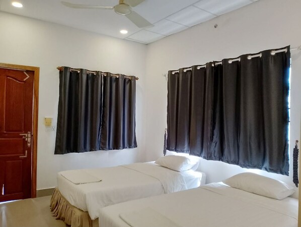 Premium bedding, free WiFi, bed sheets - PL Villa (Siem Reap)