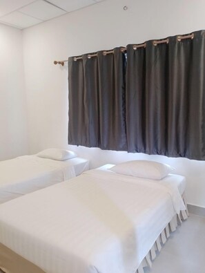 1 bedroom, premium bedding, free WiFi, bed sheets