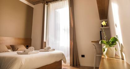 Testaccio Boutique Apartment, a design 2-bedroom 2-bathroom flat for 4 people