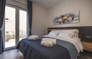 5 Schlafzimmer, Bügeleisen/Bügelbrett, Reisekinderbett, kostenloses WLAN