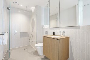 Shower, hair dryer, shampoo
