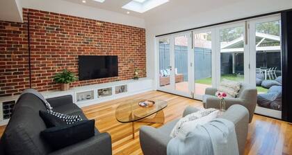 SENSATIONAL Renovated Cottage in Beautiful Seddon
